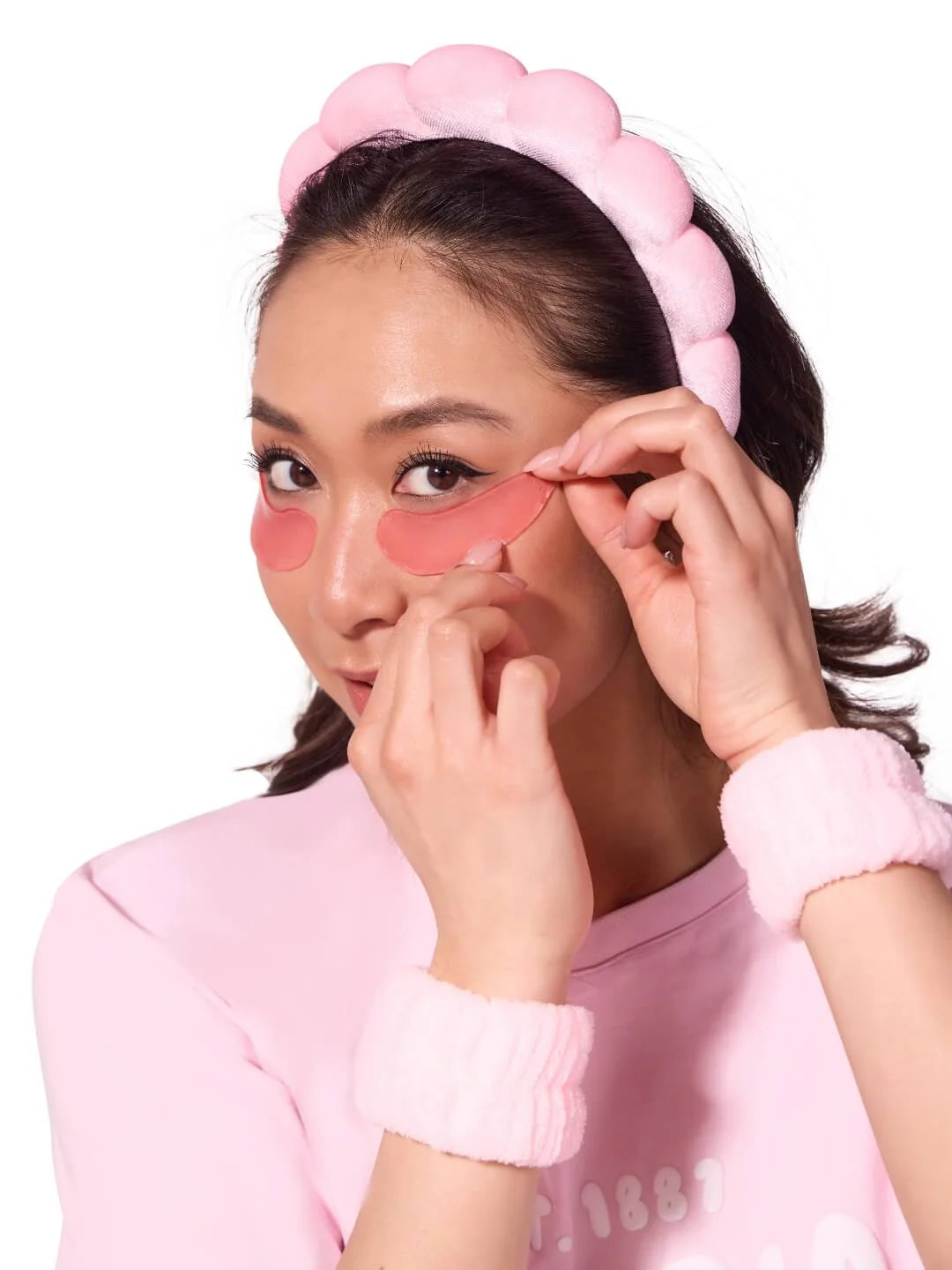 Capezio BH1731 Glow Away Puffy Eyes