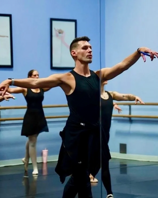 Master Ballet Class with Riley Thomas Weber, October 1st, 2026 | Choose Your Location Below ⬇️ Rochester School of Dance or Valentina's School of Ballet