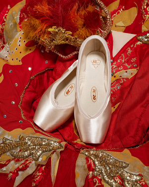 R-Class Brillante Series Base Model RC20 Vamp 2 / Hard Shank Pointe Shoes